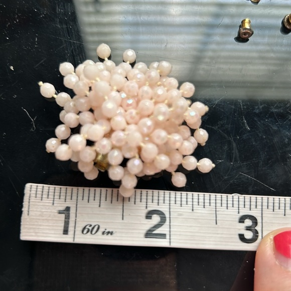 Vintage Cluster Faux Pearl Clip On Earrings - Picture 4 of 4